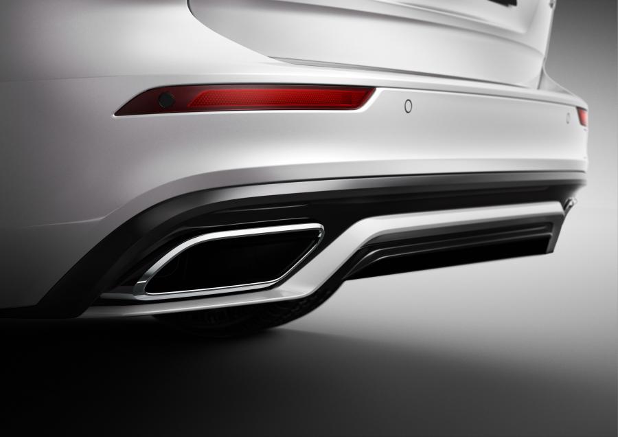 Детали экстерьера Volvo V60 T6 R-Design 2018 года  (WW) (фото 11 из 17)